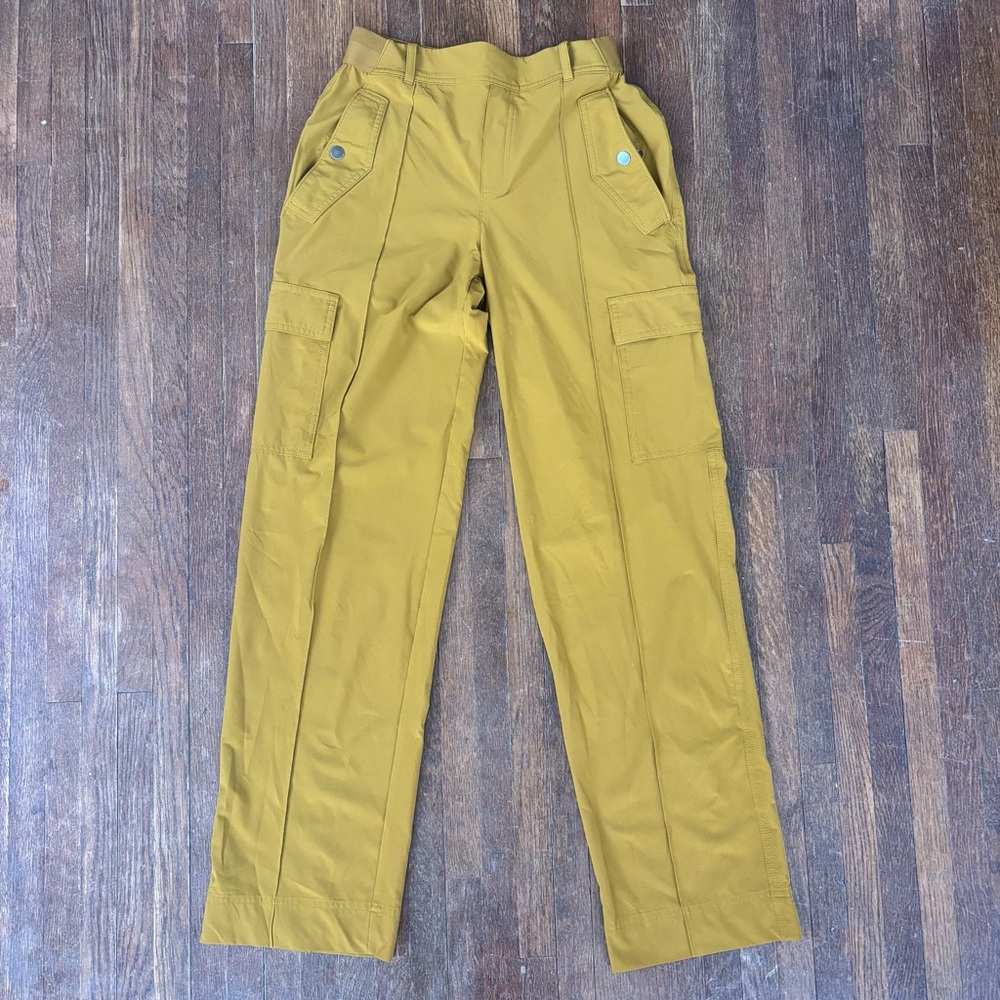 Women’s Athleta Green Cargo Pants size 0